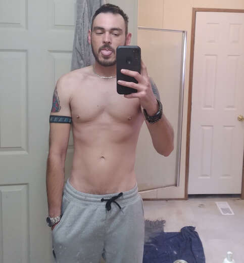 Need to relax or just some company - Straight Male Escort in Columbus, GA - Main Photo