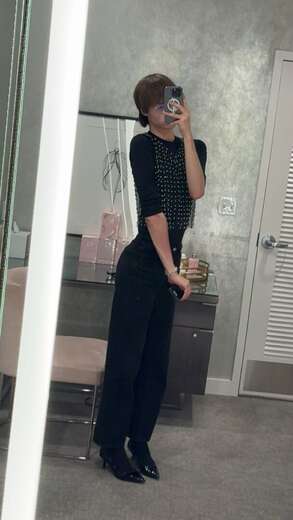 cute, tall, pretty, petite - Alternate Photo