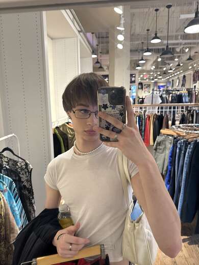cute, tall, pretty, petite - Alternate Photo
