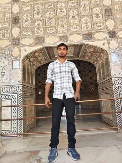 Fresh mints, fresh vibes, Clean style, bol - Bi Male Escort in Delhi - Main Photo