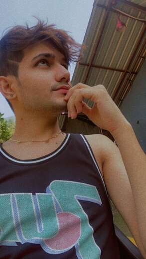 I m good and professional escort boy - Gay Male Escort in Delhi - Main Photo