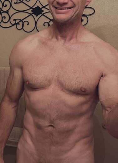 Sexy Masseur and Masculine BTTM - Bi Male Escort in Denver - Main Photo