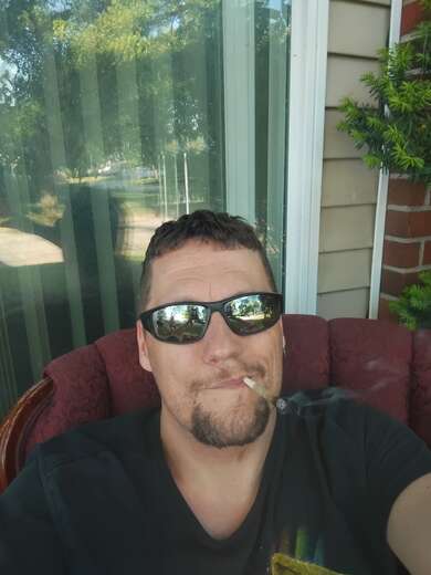 43, tall, outdoorsy - Alternate Photo