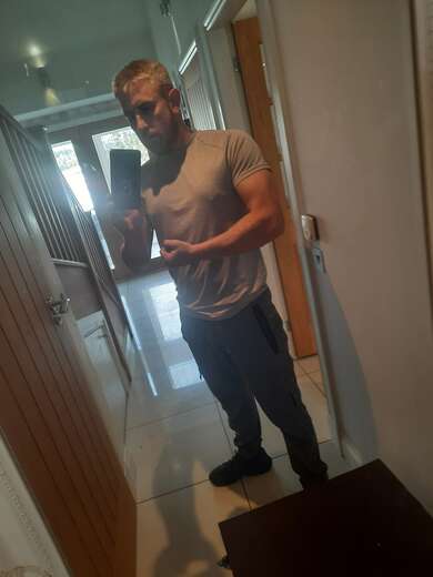 I am easy going and great at releasing str - Straight Male Escort in Glasgow - Main Photo