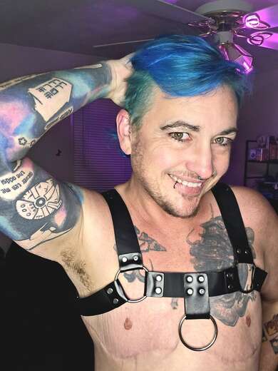 FTM for mature men - Alternate Photo