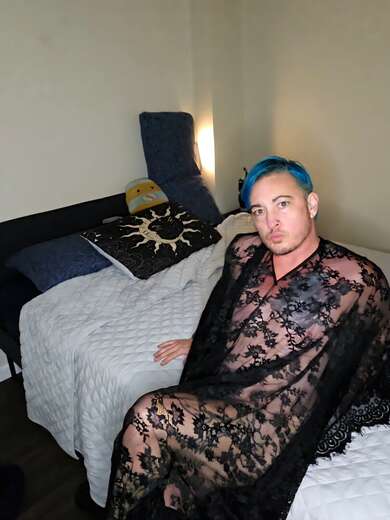 FTM for mature men - Alternate Photo
