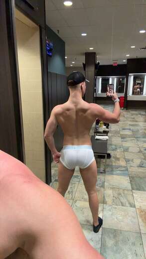 Quick easy problem free - Gay Male Escort in Hamilton, Ontario - Main Photo