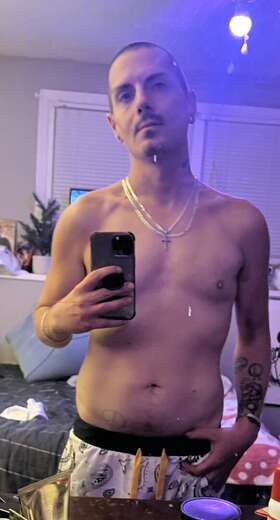 Easy going, open minded, & down for wa eve - Gay Male Escort in Hartford - Main Photo