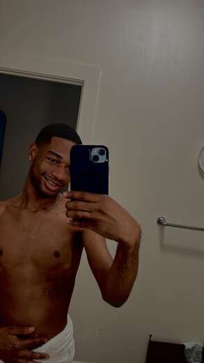 Handsome ,Chill, Twink - Gay Male Escort in Houston - Main Photo