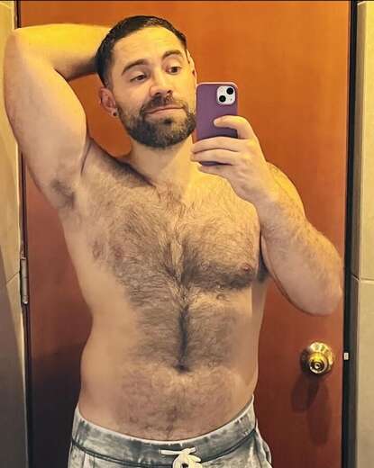 I'm available - Male Escort in Minneapolis - Main Photo