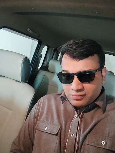 Well groomed,discreet and tailored - Straight Male Escort in Hyderabad - Main Photo