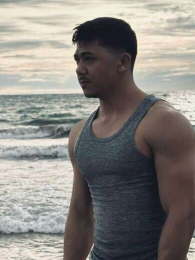 Keenan, Masseur! - Alternate Photo