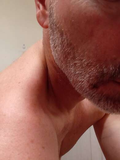Straight guy for fun - Alternate Photo