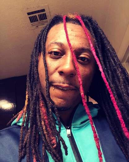 A 6 ft 4 Chicago Legend w/ long pink dreds - Straight Male Escort in Kansas City - Main Photo