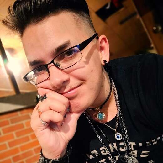 Artistic FTM companion - Alternate Photo