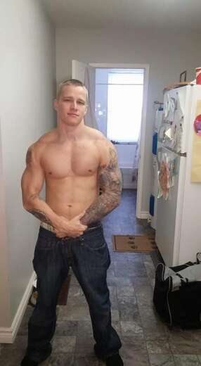 If your looking for someone too talk to I' - Straight Male Escort in Kitchener - Main Photo