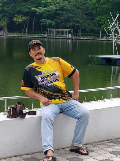 Mature male ready for companionship - Gay Male Escort in Kuala Lumpur - Main Photo
