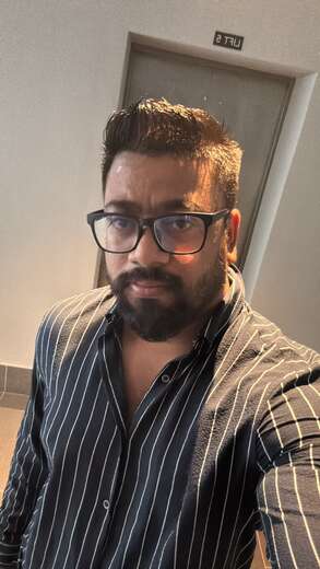 The best partner to talk to - Alternate Photo