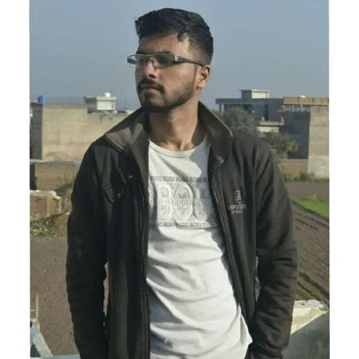 Experience call boy - Straight Male Escort in Lahore - Main Photo