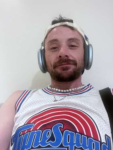 Easygoing Guy with Big Personality - Bi Male Escort in Live-in Boyfriends - Main Photo
