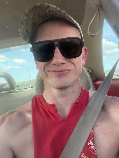 Holler at your boy. :) - Gay Male Escort in Chattanooga - Main Photo
