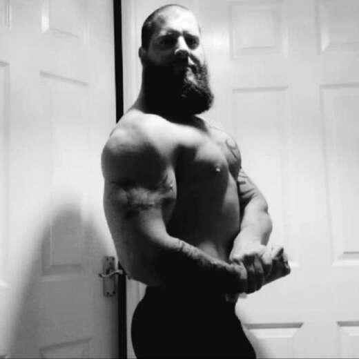 Strongman for you're pleasure - Straight Male Escort in Liverpool - Main Photo