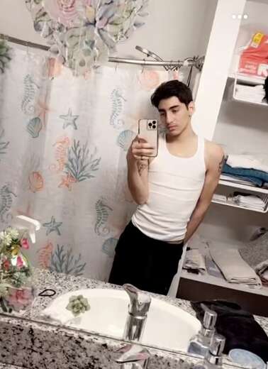 Sexy, slim, thick, cute, tall - Alternate Photo