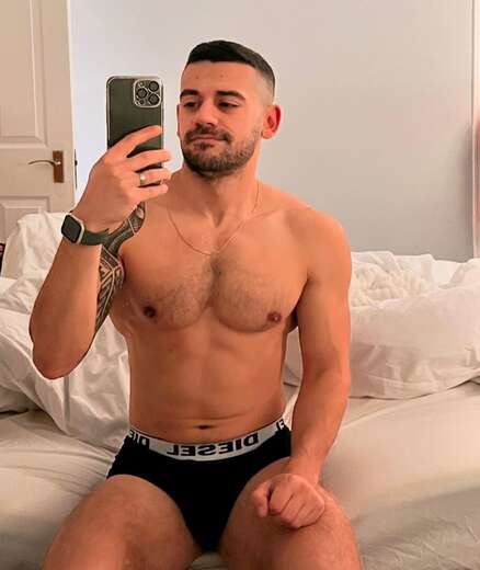 I’m available - Gay Male Escort in Long Island - Main Photo