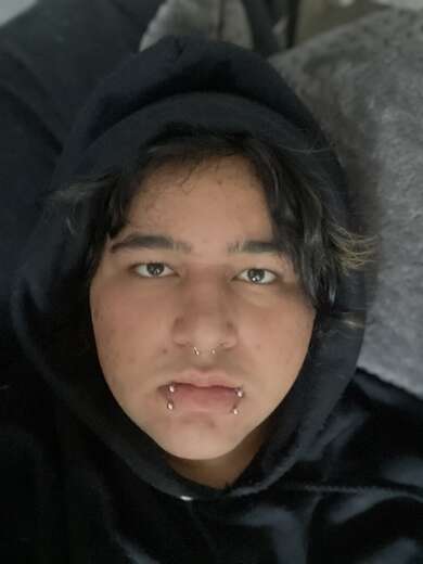 5’3”short chunky hairy FTM trans boy ☆*:.｡ - Alternate Photo