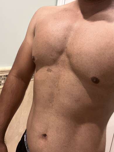 Amateur bodybuilder - Alternate Photo