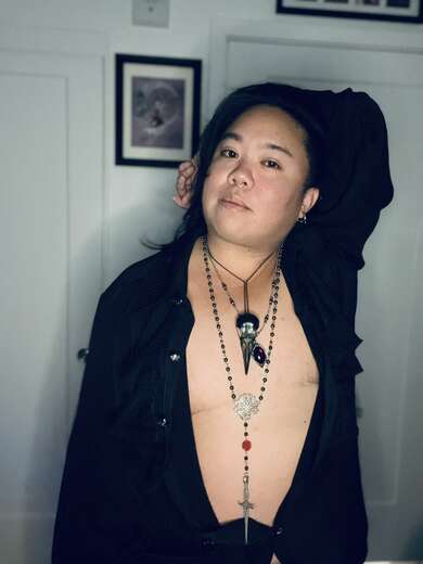 Cheeky Androgynous/Intersex FTM - Alternate Photo