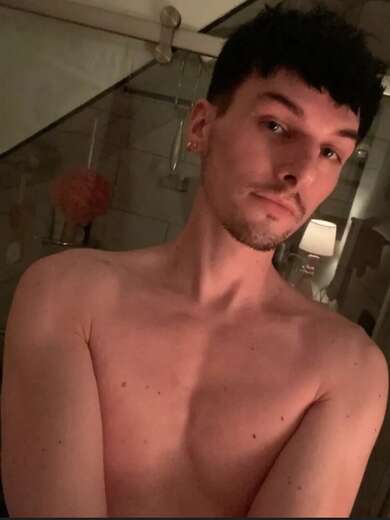 Easy going, laid back, genuine, nice, open - Gay Male Escort in Los Angeles - Main Photo