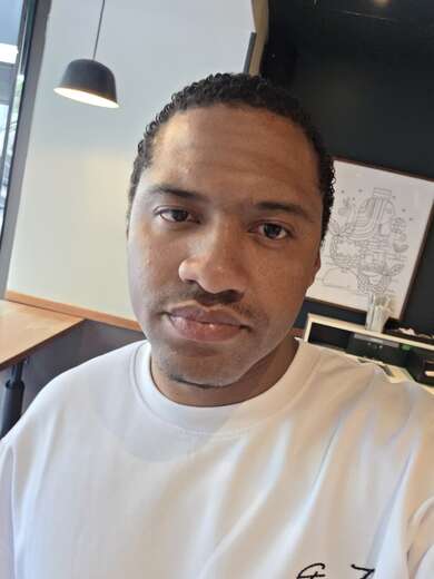 Nice, laid back, smart,cool - Straight Male Escort in Los Angeles - Main Photo
