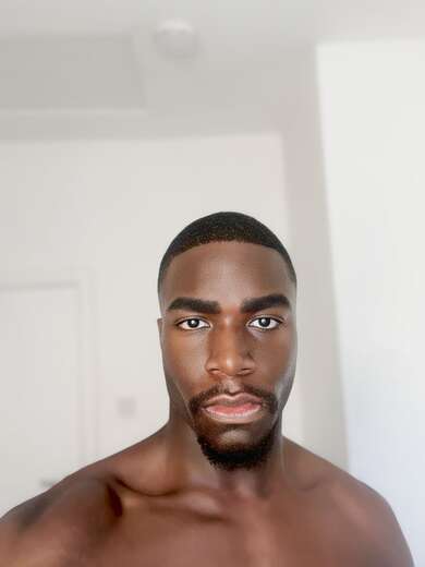 6ft Muscle Black Man - Gay Male Escort in Manchester - Main Photo