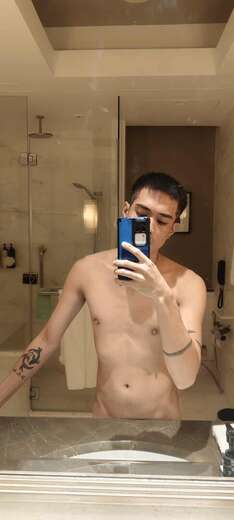 Younk Twink Top in Town - Straight Male Escort in Manila - Main Photo