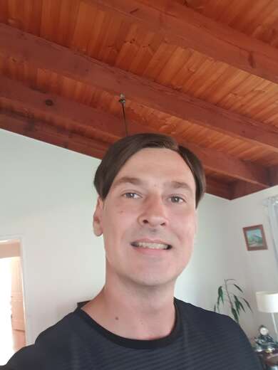 6 foot 2 born in Hungary easy going - Straight Male Escort in Melbourne - Main Photo