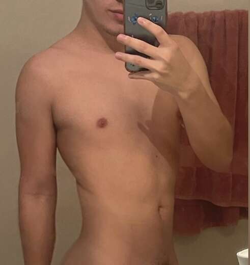 Fun size boy - Gay Male Escort in Miami - Main Photo