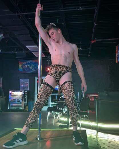 Hot Verse Bottom Twunk - Gay Male Escort in Miami - Main Photo