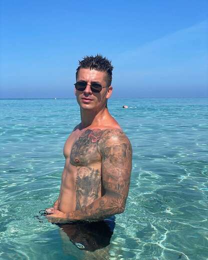 Smart, good looking and passionate - Straight Male Escort in Miami - Main Photo