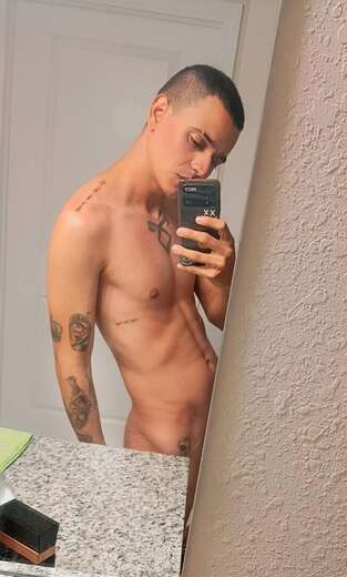 Soy un chico cubano de 23 años - Gay Male Escort in Miami - Main Photo