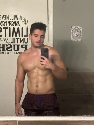 Young, athletic and masculine guy - Gay Male Escort in Miami - Main Photo