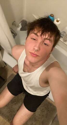 6”3’ , Big feet, ready - Gay Male Escort in Minneapolis - Main Photo