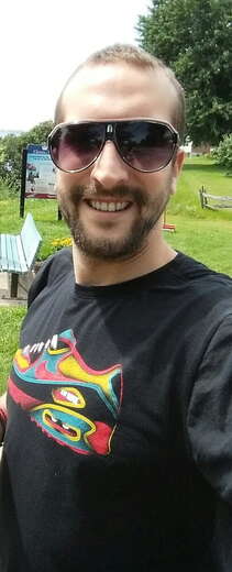 Accompagning people in a fun life - Alternate Photo