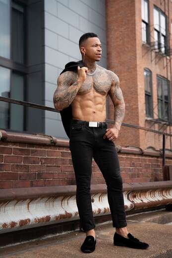 Male Masseuse Stripper - Alternate Photo