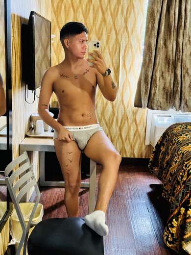ToyBoy Hot 24 hrs - Gay Male Escort in New York City - Main Photo