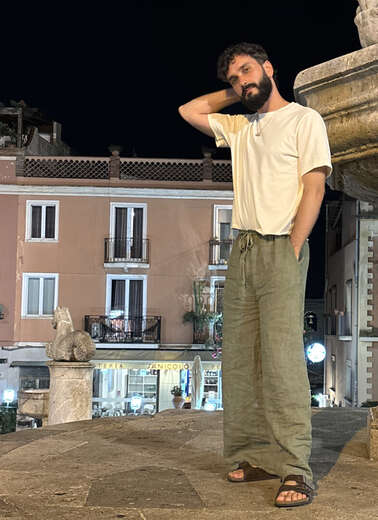 world traveler - Alternate Photo