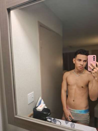 hot young man, outgoing and accommodating - Gay Male Escort in New York City - Main Photo