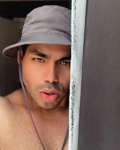 Latino masseur erotic - Alternate Photo