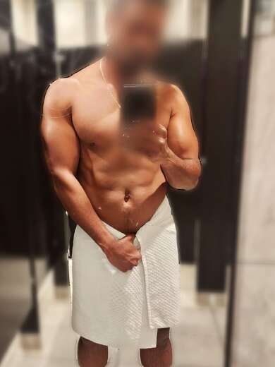 STR8 OVERNIGHT KING - Male Escort in Long Beach - Main Photo