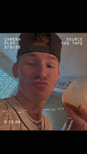Cute young whiteboi - Alternate Photo